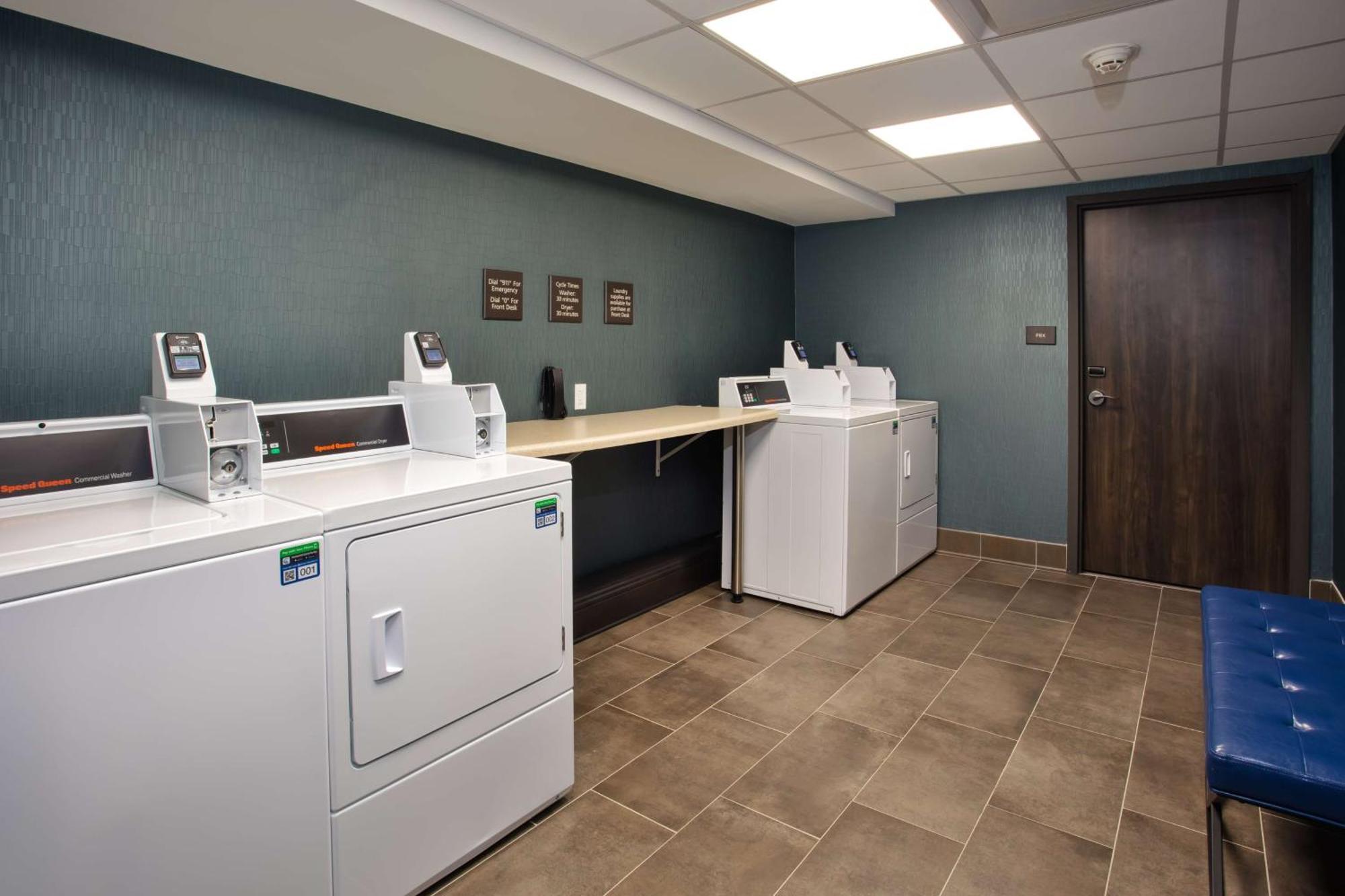Hampton Inn Union City, Tn エクステリア 写真